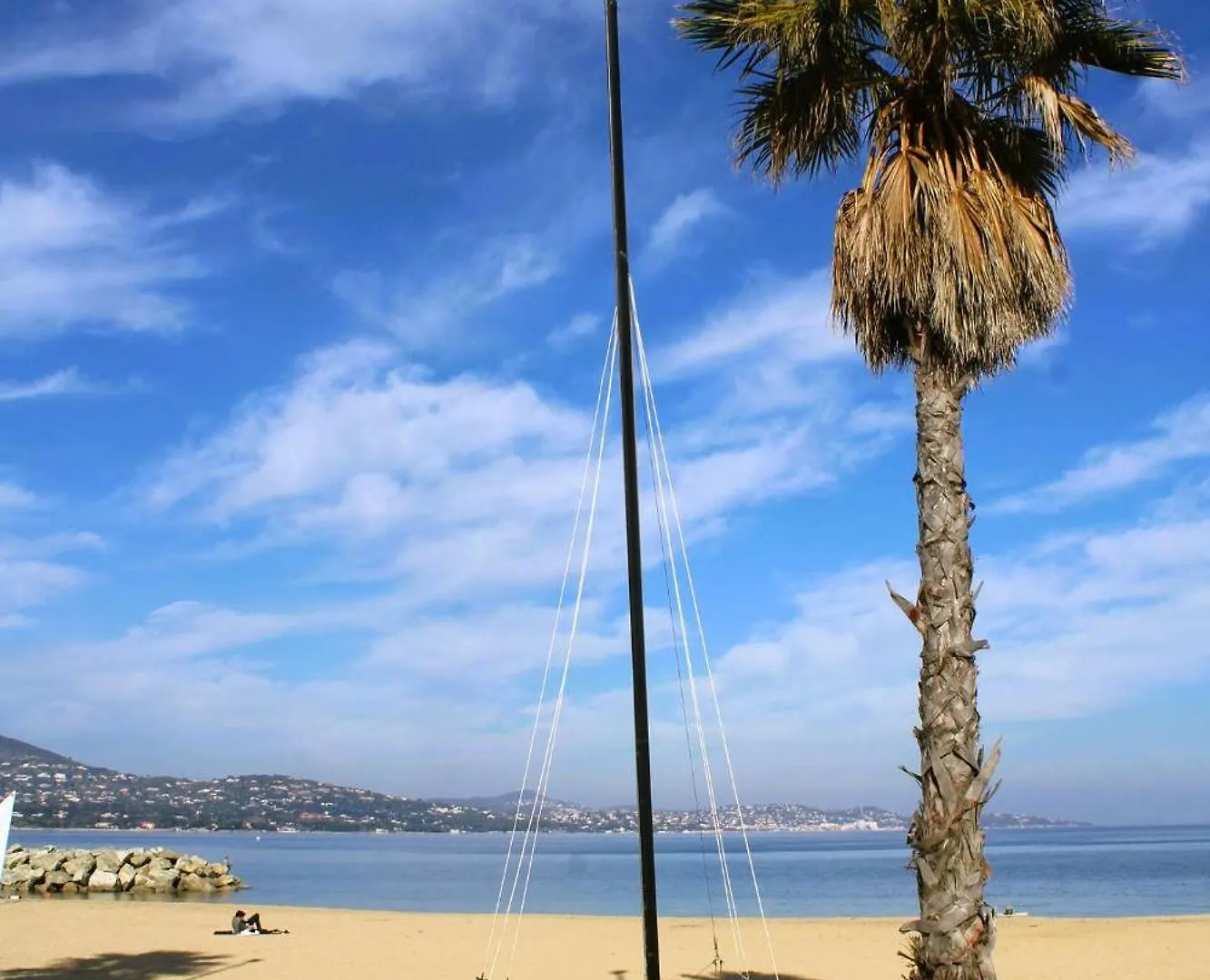 Gasmim18 - Golfe De St-Tropez - Chalet Bien Equipe Et Amenage Dans Domaine Arbore Gassin 0*,